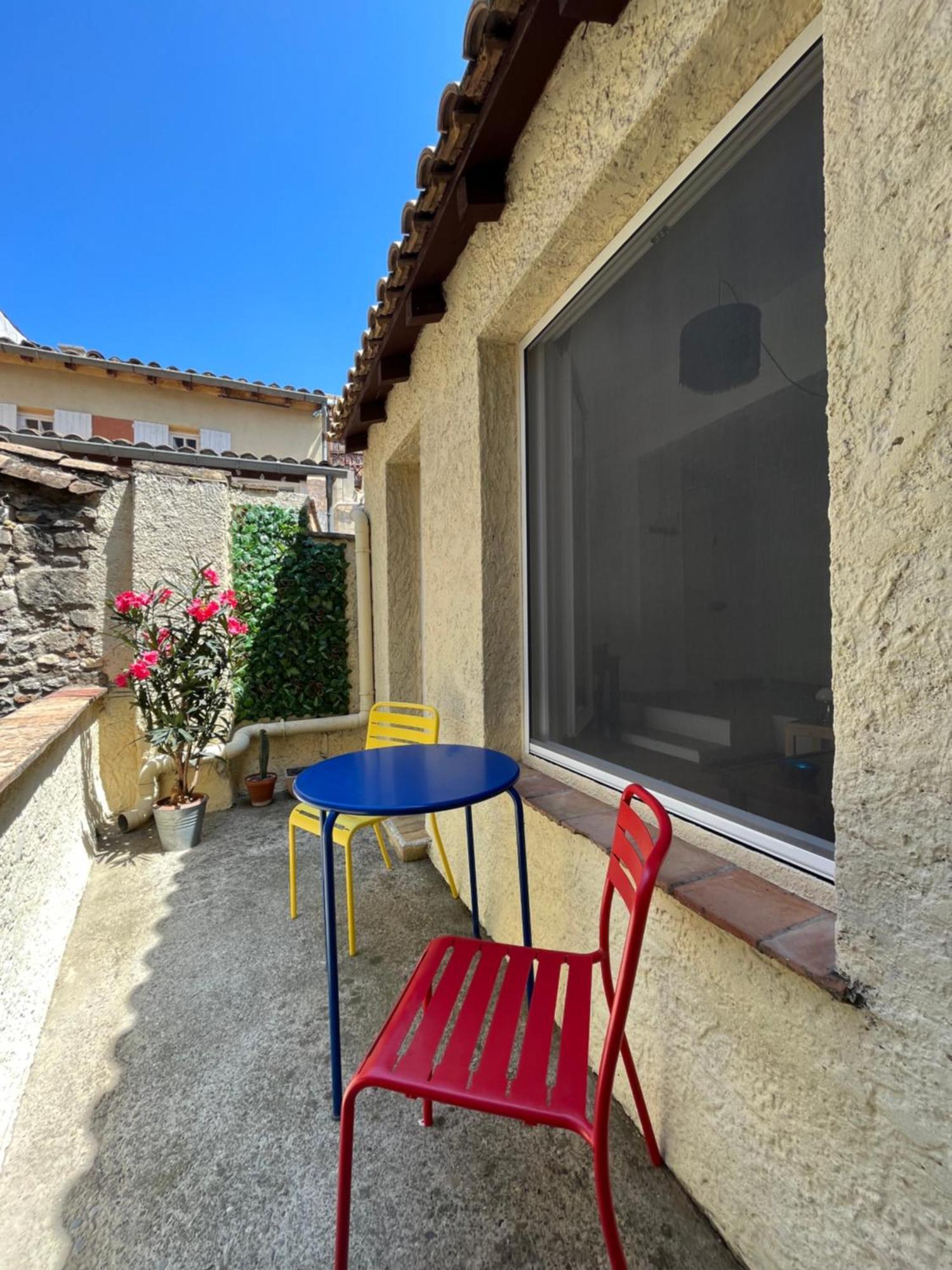 Studio Avec Terrasse Sur Cour, Authentique, Calme Aviñón Exterior foto